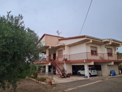 Detached House in Petrel, Alicante