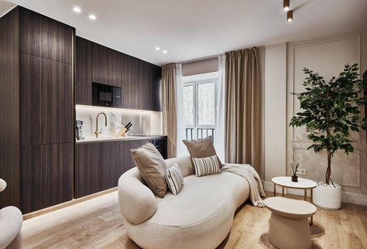 Apartment / Etagenwohnung in Madrid, Provinz Madrid