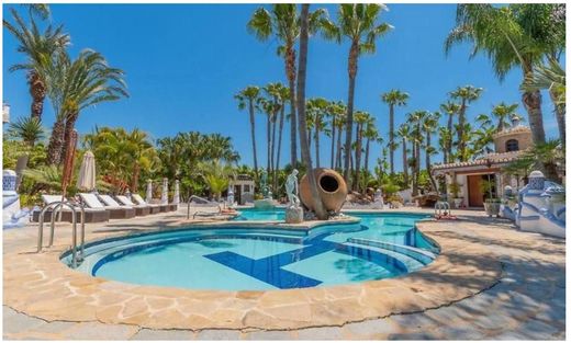 Villa in Alhaurín el Grande, Malaga