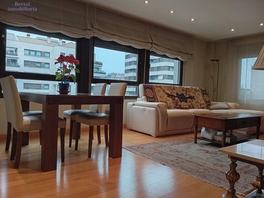 Apartment / Etagenwohnung in Logroño, Provinz La Rioja