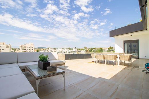 Penthouse in Orihuela Costa, Alicante