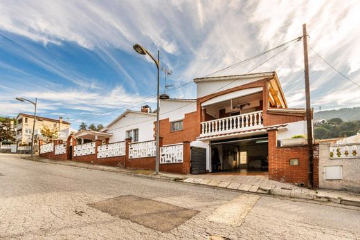 Luxury home in Sant Fost de Campsentelles, Province of Barcelona