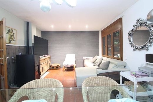 Luxus-Haus in Palau-solità i Plegamans, Provinz Barcelona