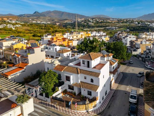 Semidetached House in Estepona, Malaga