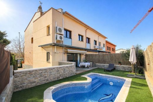 Luxury home in Palau-solità i Plegamans, Province of Barcelona