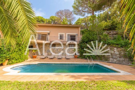 Dom jednorodzinny w Mataró, Província de Barcelona