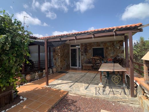 Einfamilienhaus in Olesa de Bonesvalls, Provinz Barcelona