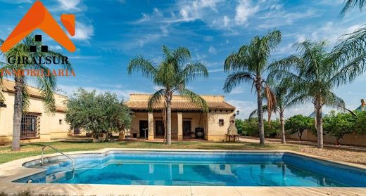 Vrijstaand huis in Carmona, Provincia de Sevilla