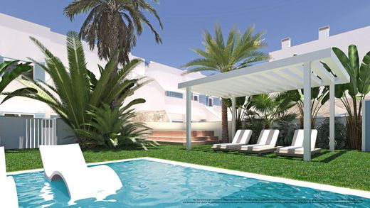 Luxury home in Pilar de la Horadada, Alicante