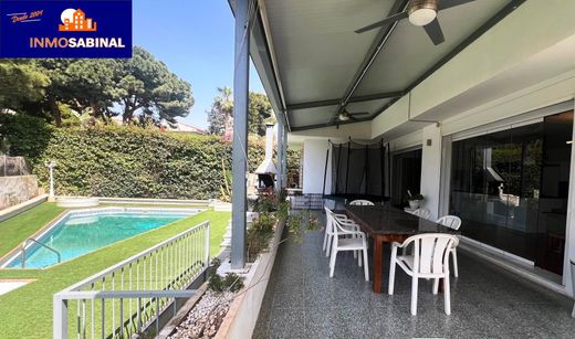 Vrijstaand huis in Aguadulce, Almería