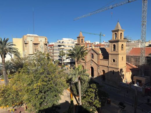 Wohnkomplexe in Torrevieja, Alicante