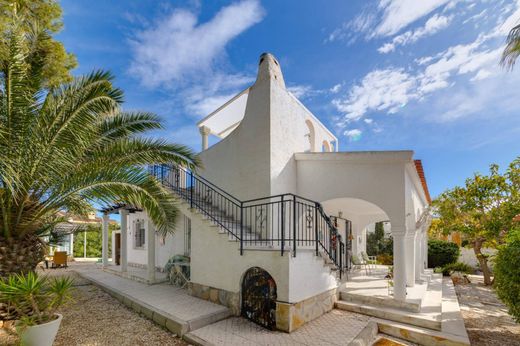 Apartment / Etagenwohnung in Playas de Orihuela, Alicante