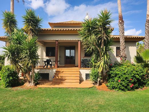 Villa in Mairena del Alcor, Province of Seville