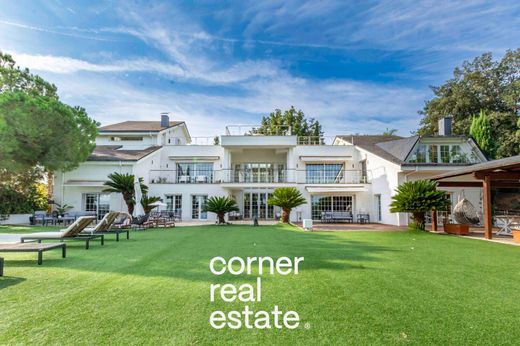 Luxury home in Sant Cugat, Province of Barcelona