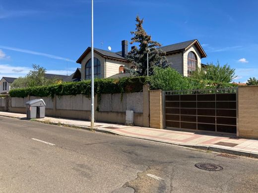 Casa Independente - León, Provincia de León