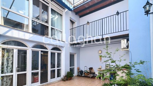 Luxury home in Alzira, Valencia