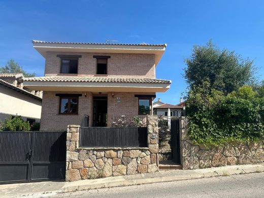 Einfamilienhaus in Guadalix de la Sierra, Provinz Madrid