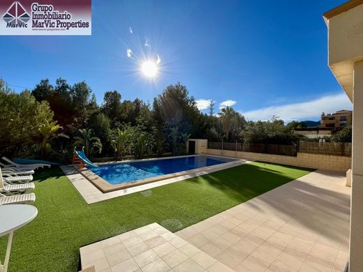 Detached House in la Nucia, Alicante