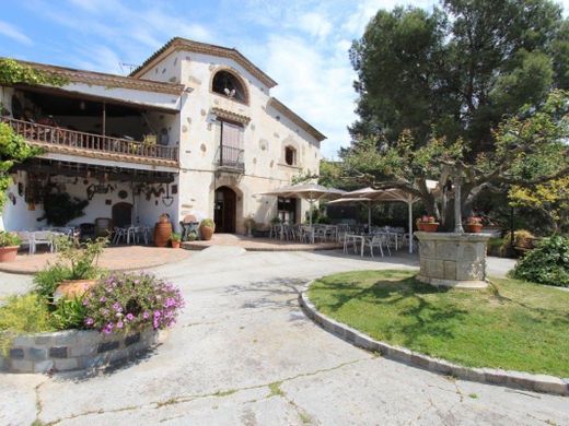 Molins De Rei Luxury Homes And Villas For Sale Prestigious Properties Municipality Of Molins De Rei Luxuryestate Com