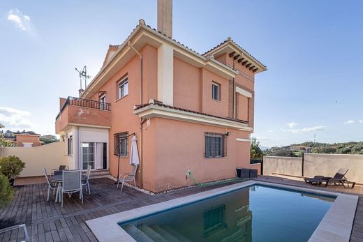 Semidetached House in Huétor Vega, Granada
