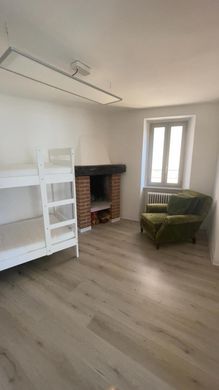 Apartment / Etagenwohnung in Rovio, Lugano