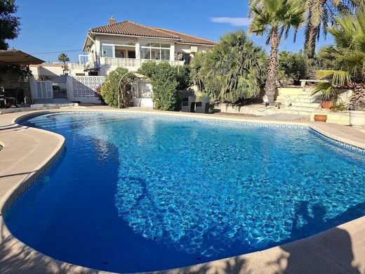 Villa in Oasis (La Marina), Alicante