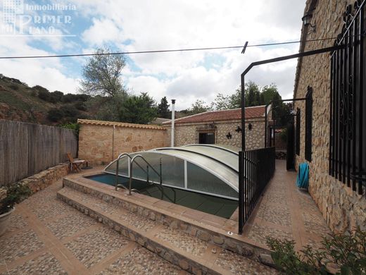 Detached House in Ossa de Montiel, Albacete