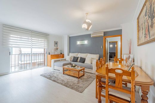 Apartment / Etagenwohnung in Sóller, Balearen Inseln