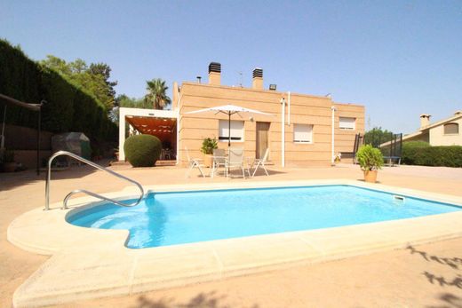 Casa en Petrel, Provincia de Alicante