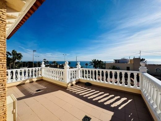 Villa in Torrevieja, Alicante