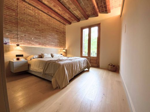 Apartment / Etagenwohnung in Barcelona, Provinz Barcelona