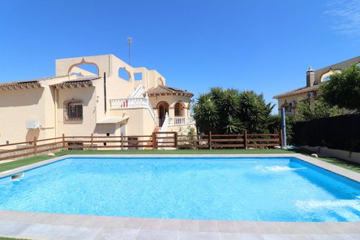 Detached House in Algorfa, Alicante