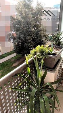 Apartment / Etagenwohnung in Sant Cugat del Vallès, Provinz Barcelona