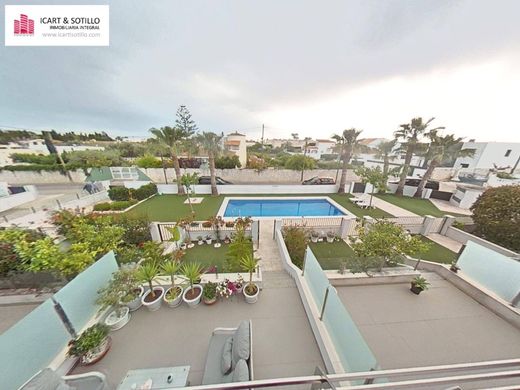 Chalet Pareado en Vinaroz, Provincia de Castellón