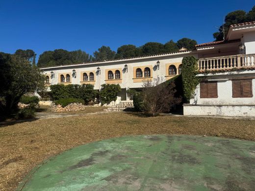 Residential complexes in Pratdip, Province of Tarragona