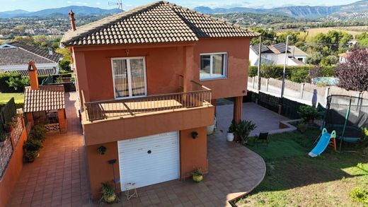 Einfamilienhaus in L'Ametlla del Vallès, Provinz Barcelona