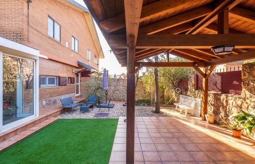 Semidetached House in Galapagar, Province of Madrid