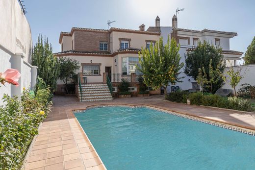 Detached House in Santafé, Granada