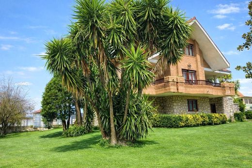 Casa Unifamiliare a Torrelavega, Provincia de Cantabria