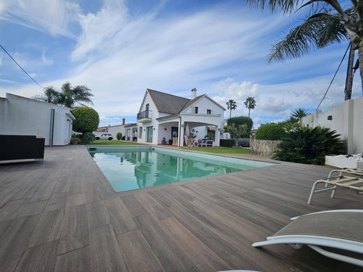 Detached House in Algeciras, Cadiz