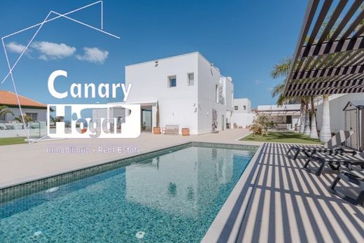 Villa in Adeje, Province of Santa Cruz de Tenerife