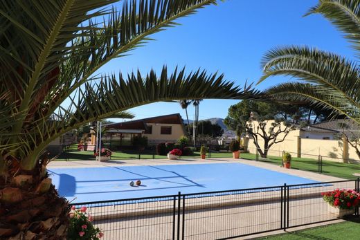 Vrijstaand huis in Petrel, Provincia de Alicante