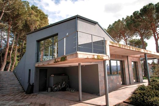 Einfamilienhaus in Los Molinos, Provinz Madrid
