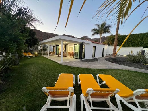 Villa in Mogán, Province of Las Palmas