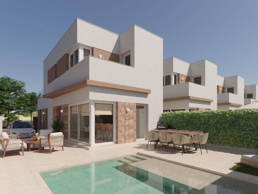 Villa in Almoradí, Alicante