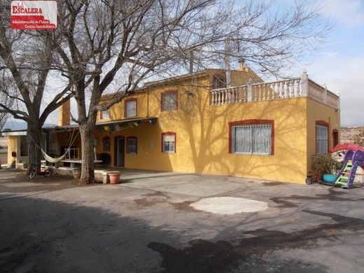 Casa en Castalla, Provincia de Alicante