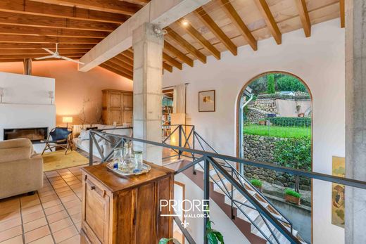 Esporles, Illes Balearsの高級住宅