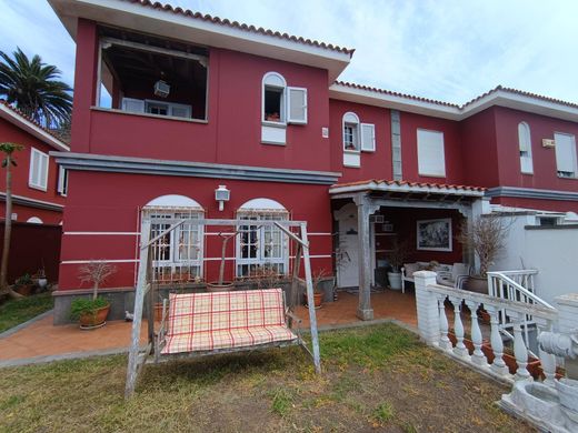Chalet Pareado en Las Palmas de Gran Canaria, Las Palmas