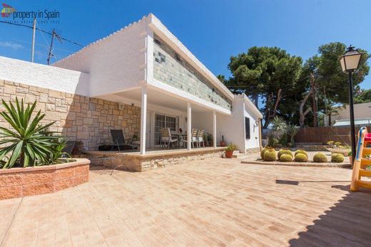 Detached House in Mutxamel, Province of Alicante