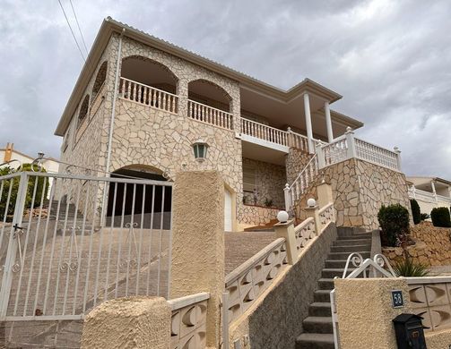 Detached House in la Nucia, Alicante
